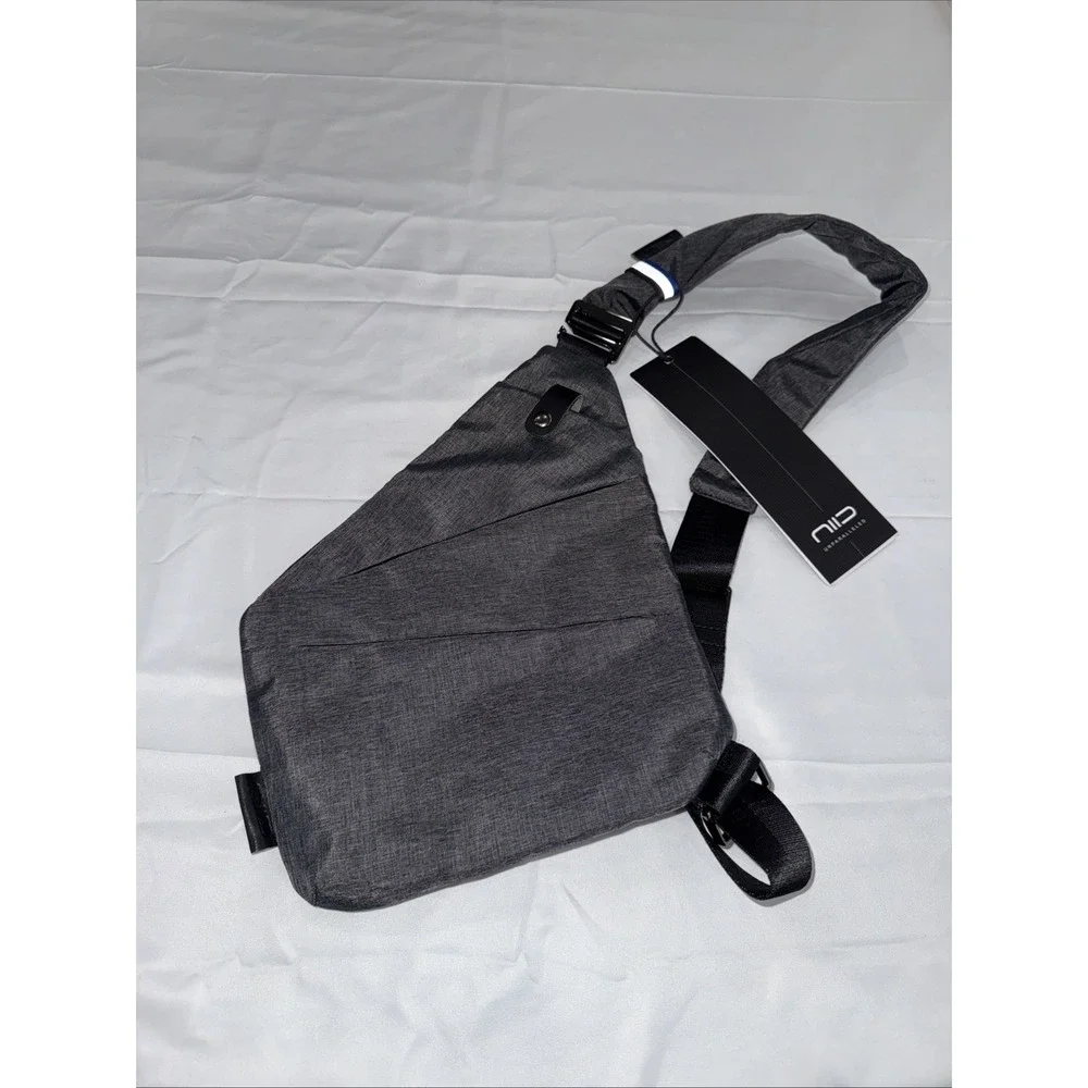 NWT NIID FINO Sling Bag Shoulder Crossbody Bag Slim Multipurpose Daypack Unisex